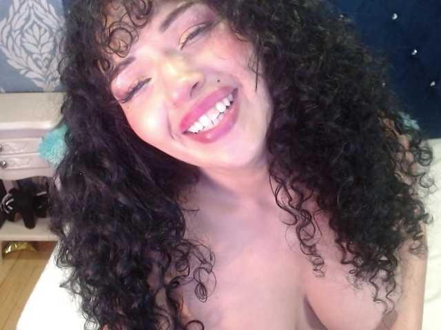 sofiacowperx live cam on BongaCams