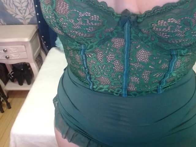 sofiaCowperx live cam preview