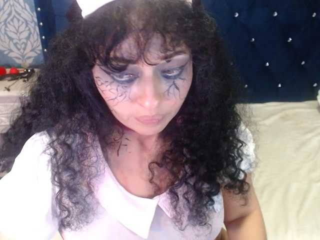 sofiacowperx