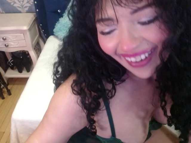 sofiaCowperx live cam preview