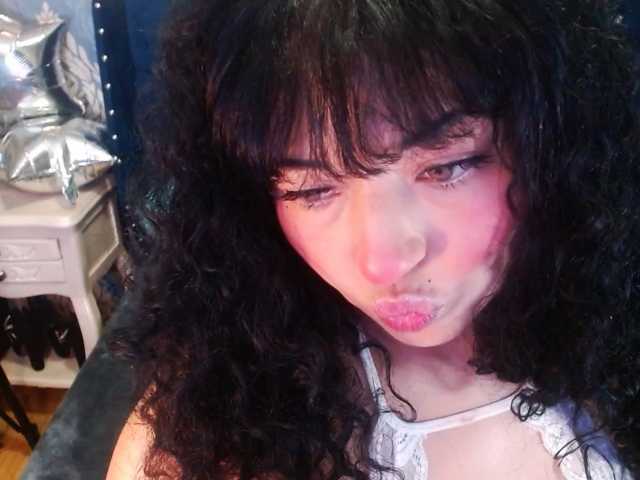 sofiaCowperx live cam preview