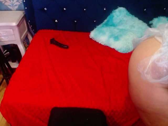 sofiacowperx live webcam show