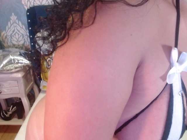 sofiaCowperx — live female cam