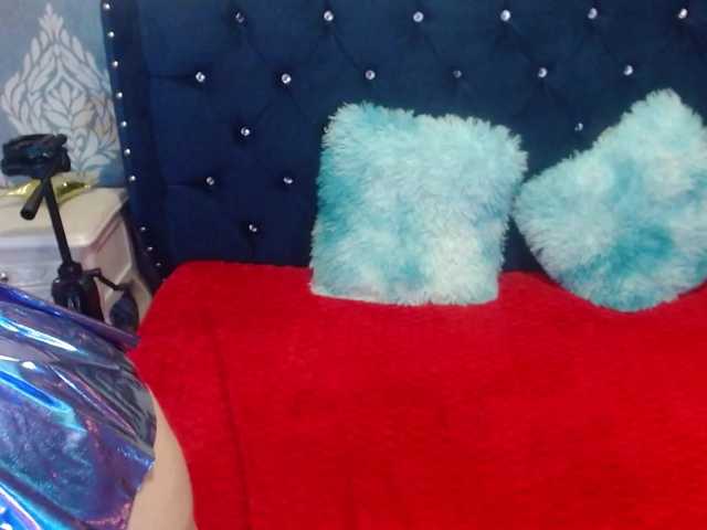 sofiaCowperx live cam preview