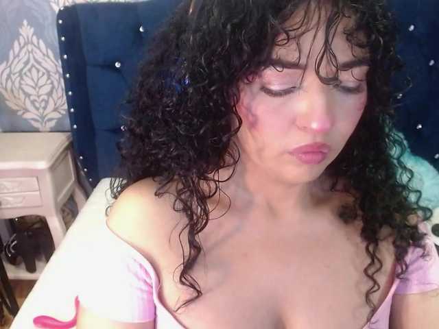 sofiacowperx live sex show