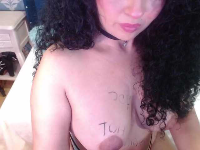 sofiacowperx live cam