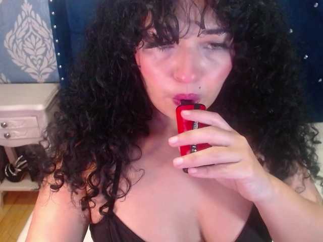 sofiacowperx live cam on BongaCams