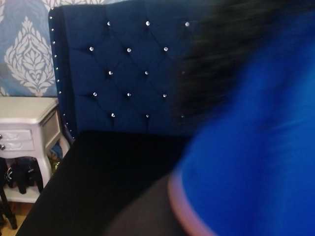 sofiaCowperx live webcam show