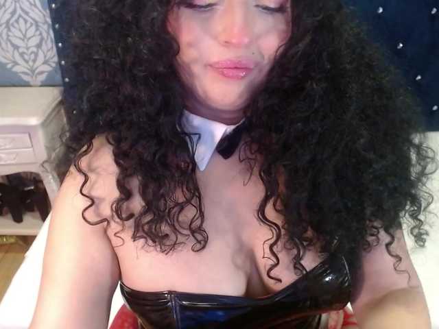 sofiacowperx