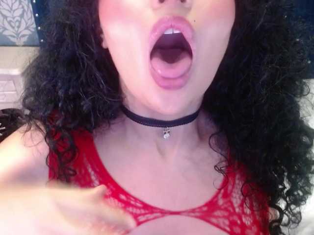 sofiacowperx live cam