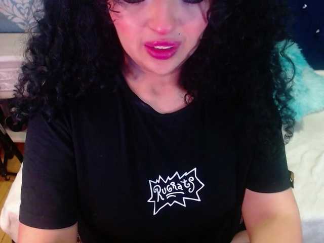 sofiacowperx live webcam show
