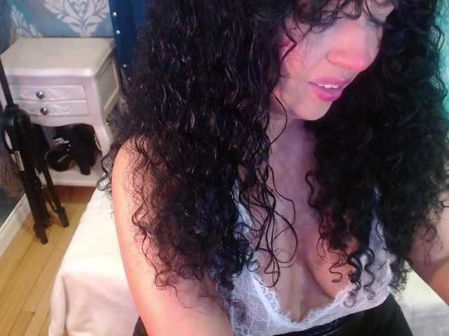 sofiacowperx live cam on BongaCams