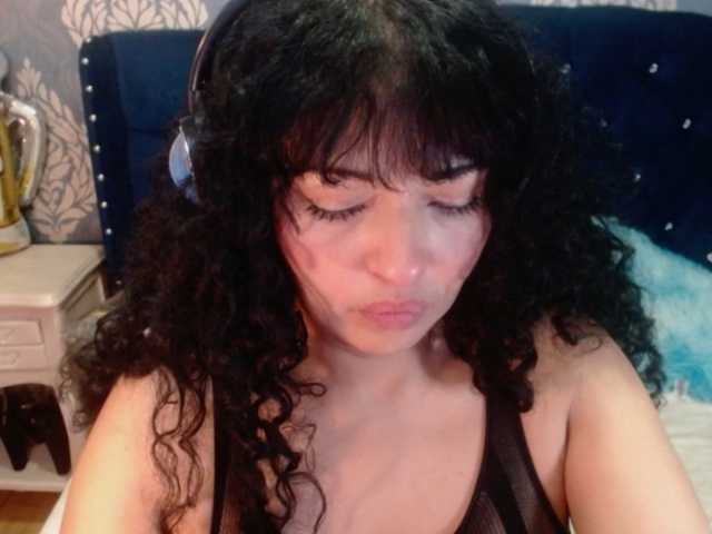sofiacowperx live cam on BongaCams