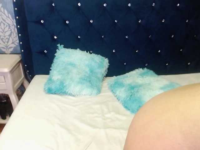 sofiacowperx live cam on BongaCams