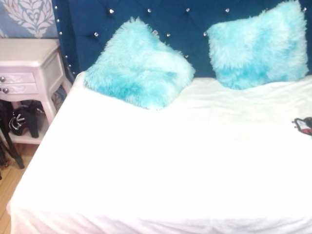 sofiacowperx live cam on BongaCams