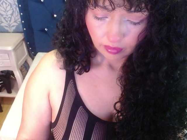 sofiacowperx live cam on BongaCams