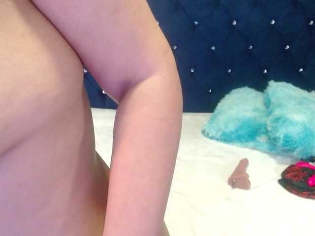 sofiacowperx live cam on BongaCams