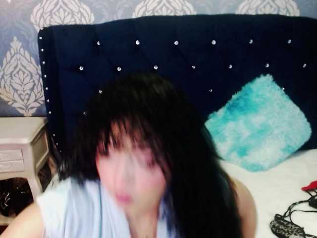 sofiacowperx live cam on BongaCams