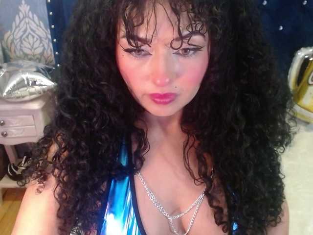 sofiaCowperx