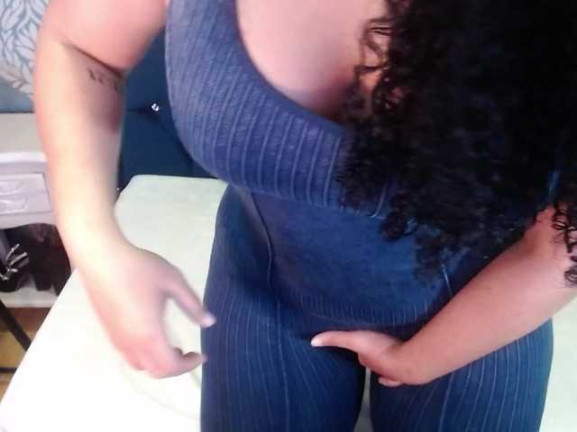 sofiacowperx live sex show