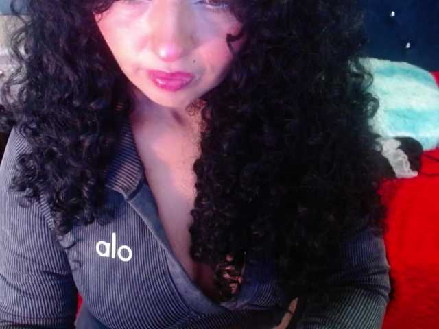 sofiacowperx live cam on BongaCams