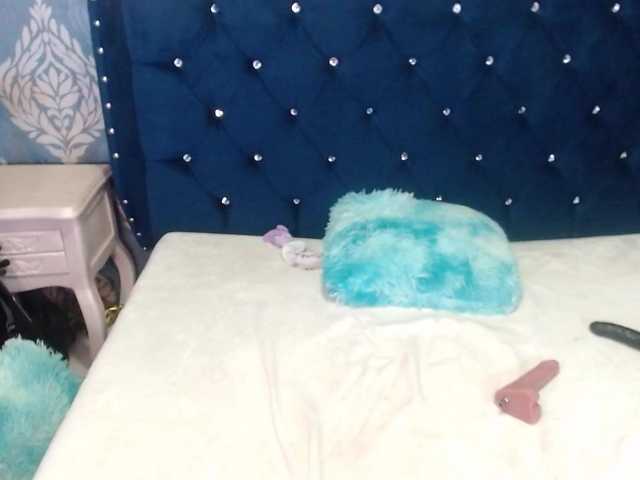 sofiacowperx live cam on BongaCams