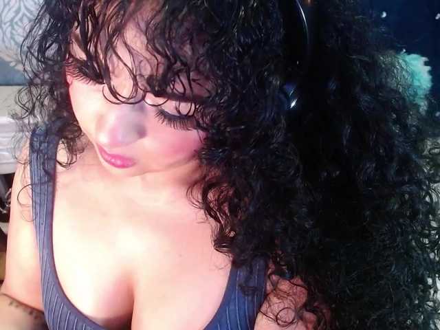 sofiacowperx live cam on BongaCams