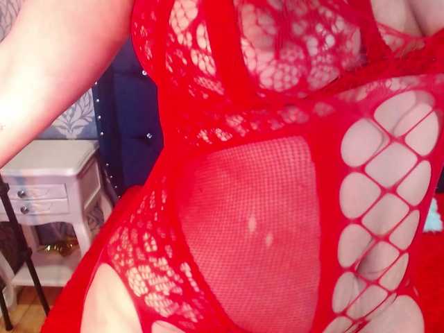sofiacowperx live cam on BongaCams