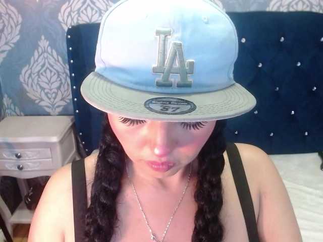 sofiacowperx live cam on BongaCams