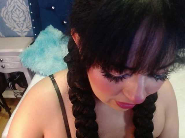 sofiacowperx