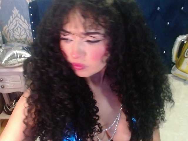 sofiacowperx live cam on BongaCams
