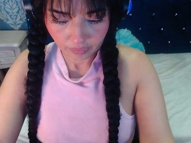 sofiacowperx live cam on BongaCams