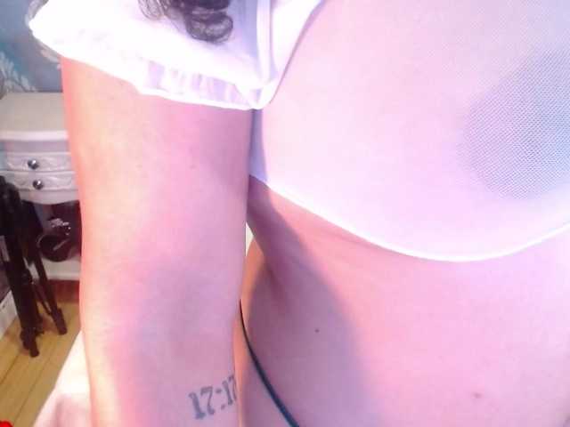 sofiacowperx live cam on BongaCams