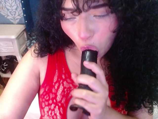 sofiacowperx live cam