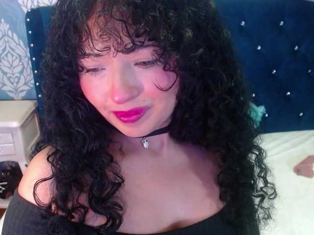 sofiacowperx live cam on BongaCams