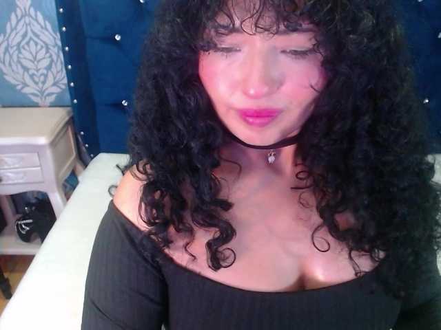 sofiacowperx live cam on BongaCams