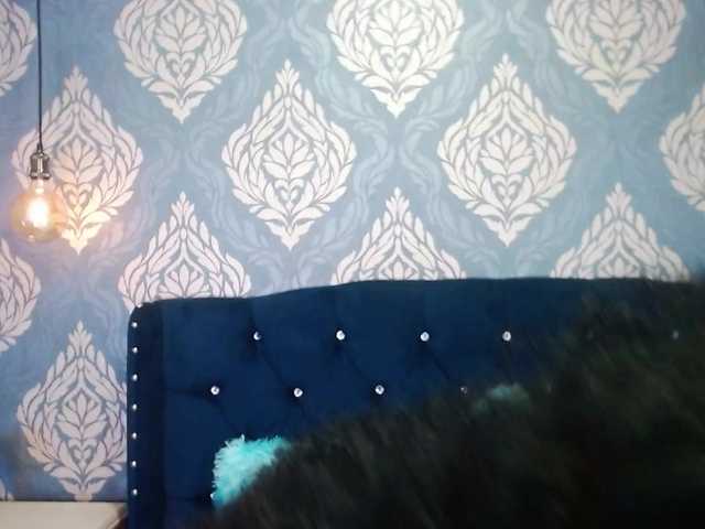 sofiacowperx live cam on BongaCams