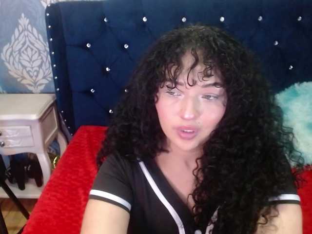 sofiacowperx live cam on BongaCams