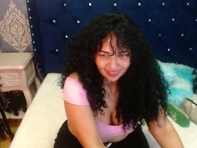 sofiacowperx live cam on BongaCams