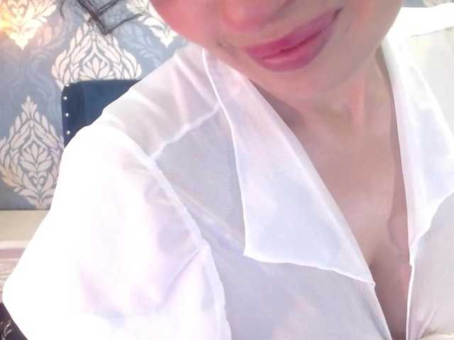 sofiacowperx live cam on BongaCams