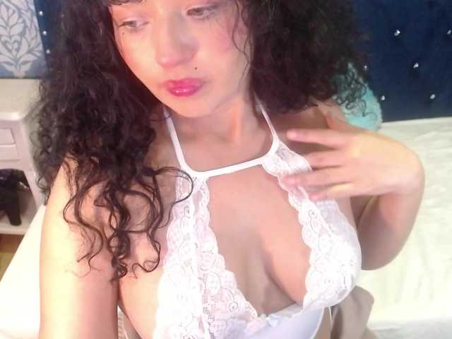 sofiacowperx live cam on BongaCams