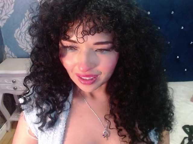 sofiacowperx live cam on BongaCams
