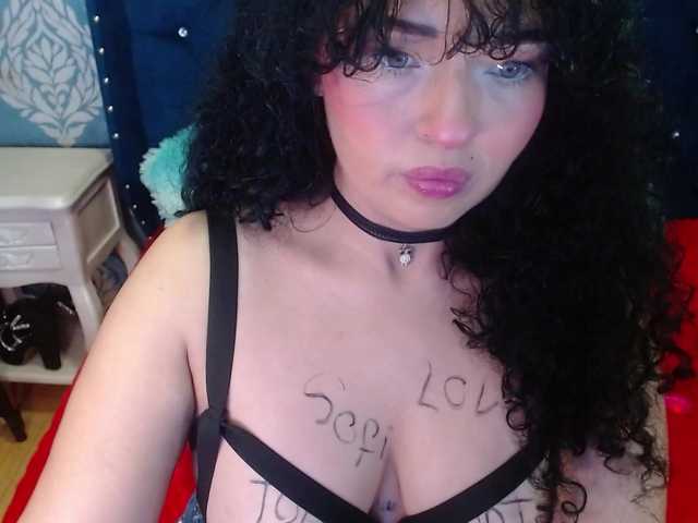 sofiacowperx live cam on BongaCams