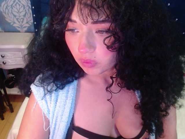 sofiacowperx live cam on BongaCams