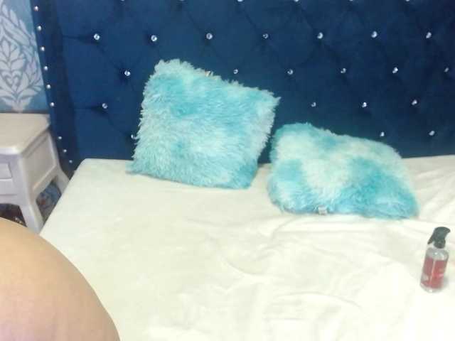 sofiacowperx live cam on BongaCams