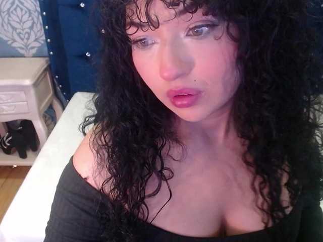 sofiacowperx live cam on BongaCams