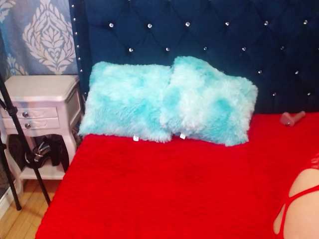 sofiacowperx live cam on BongaCams