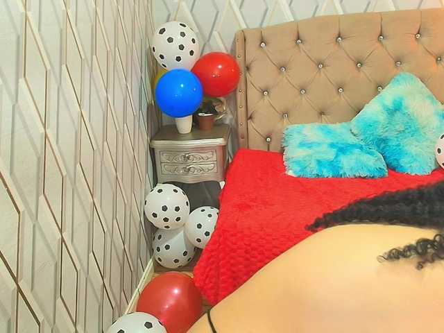 sofiacowperx live cam on BongaCams