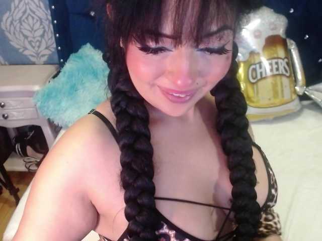 sofiacowperx live cam on BongaCams