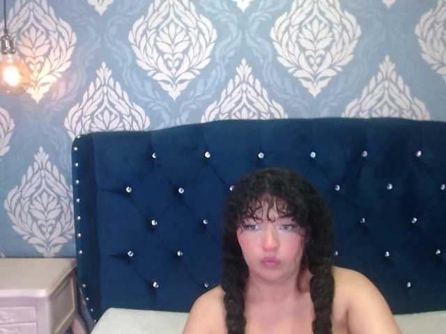 sofiacowperx live cam on BongaCams